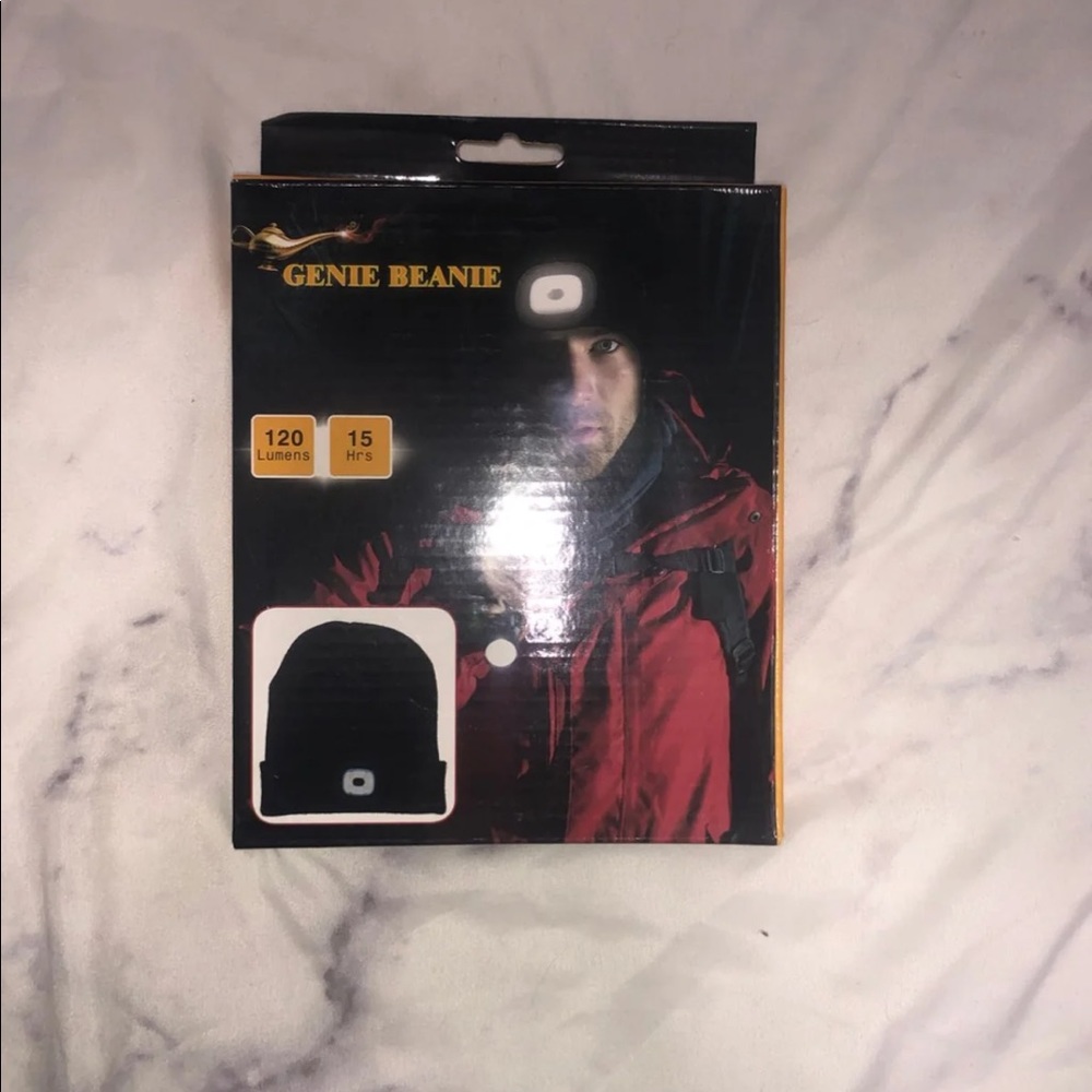 Genie beanie with detachable head light